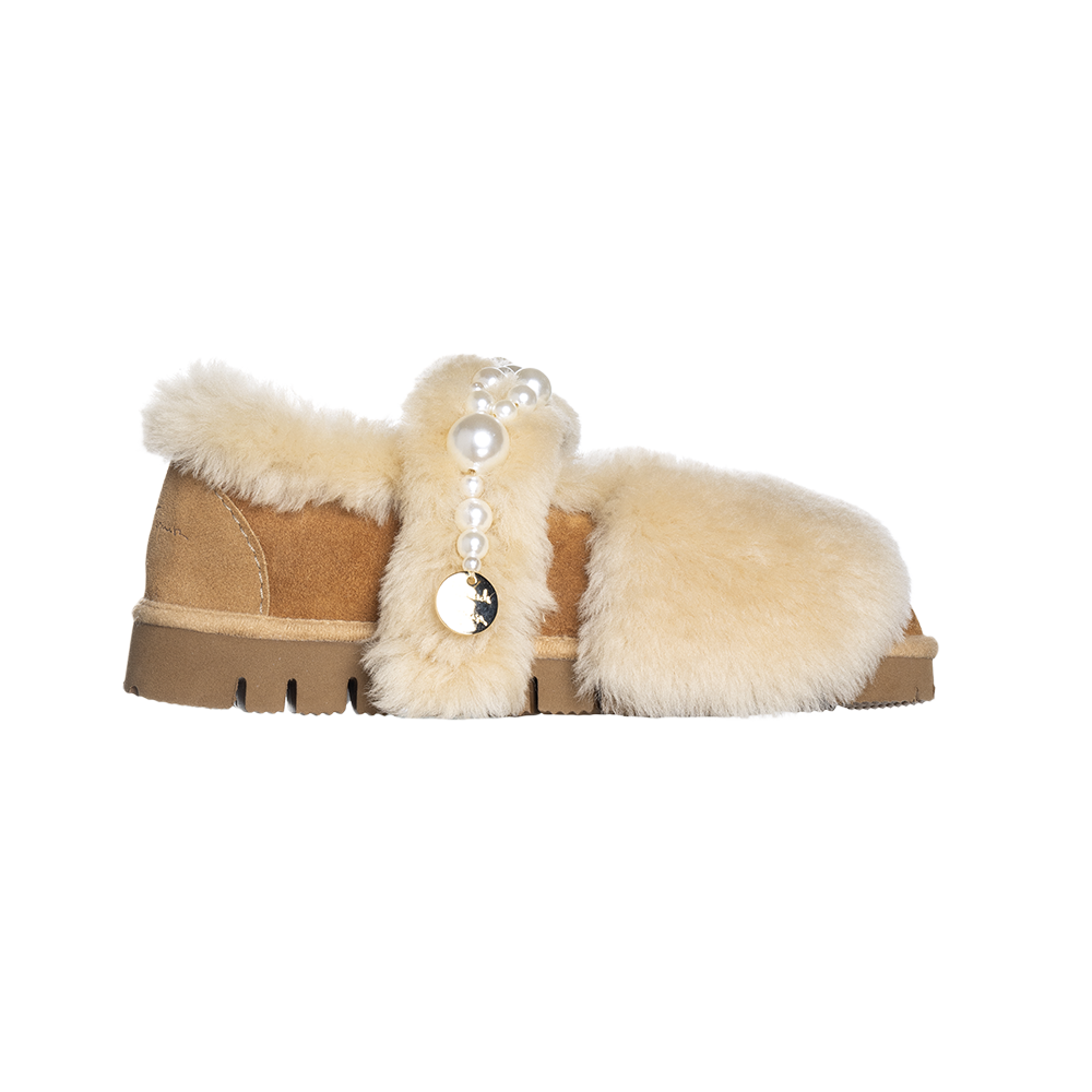 OH SO CUTE, the mary jane shearling pearls