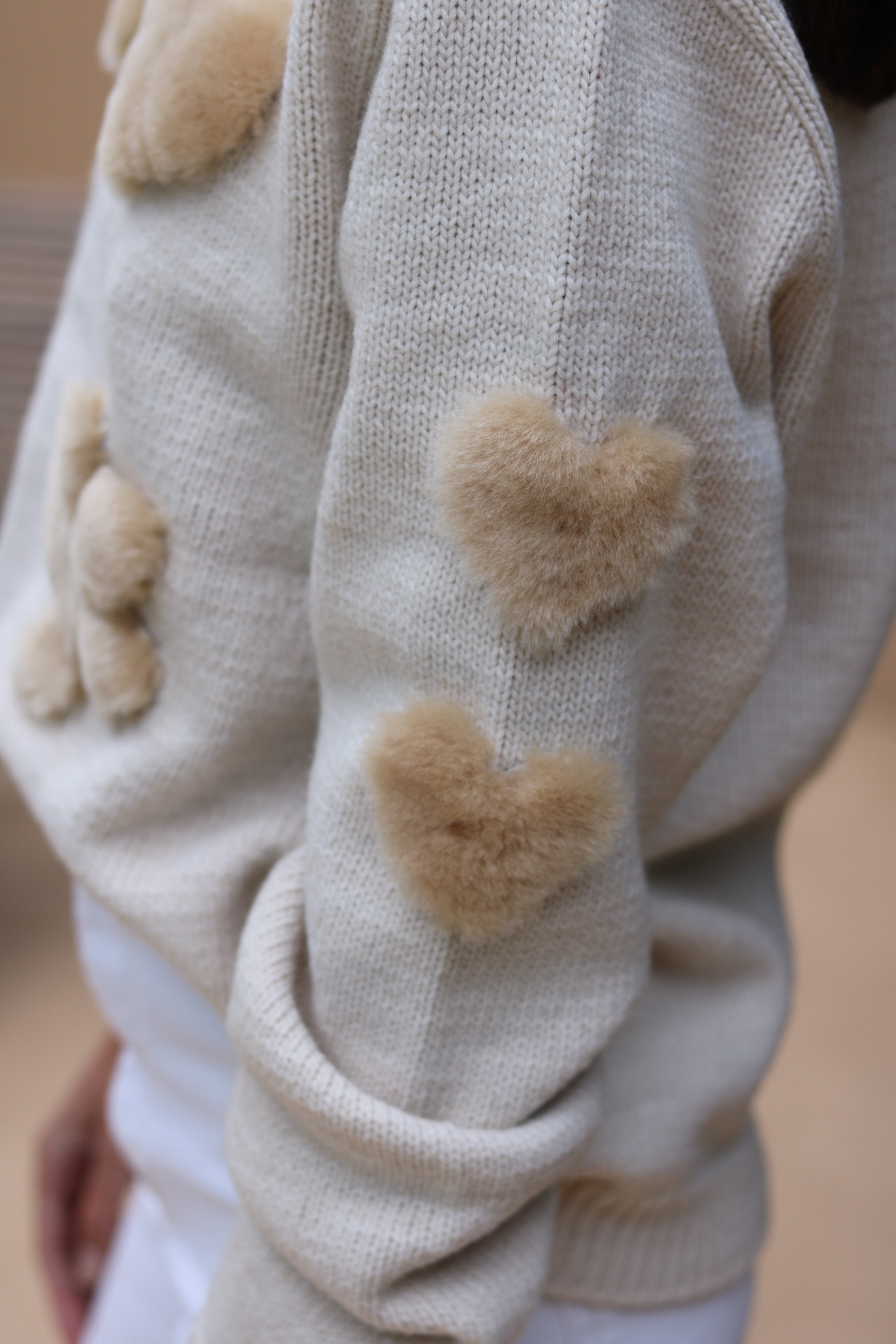CINNAMON, the shearling off-white knit