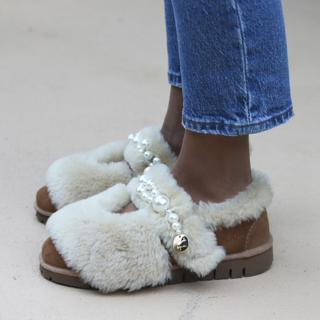 OH SO CUTE, the mary jane shearling pearls