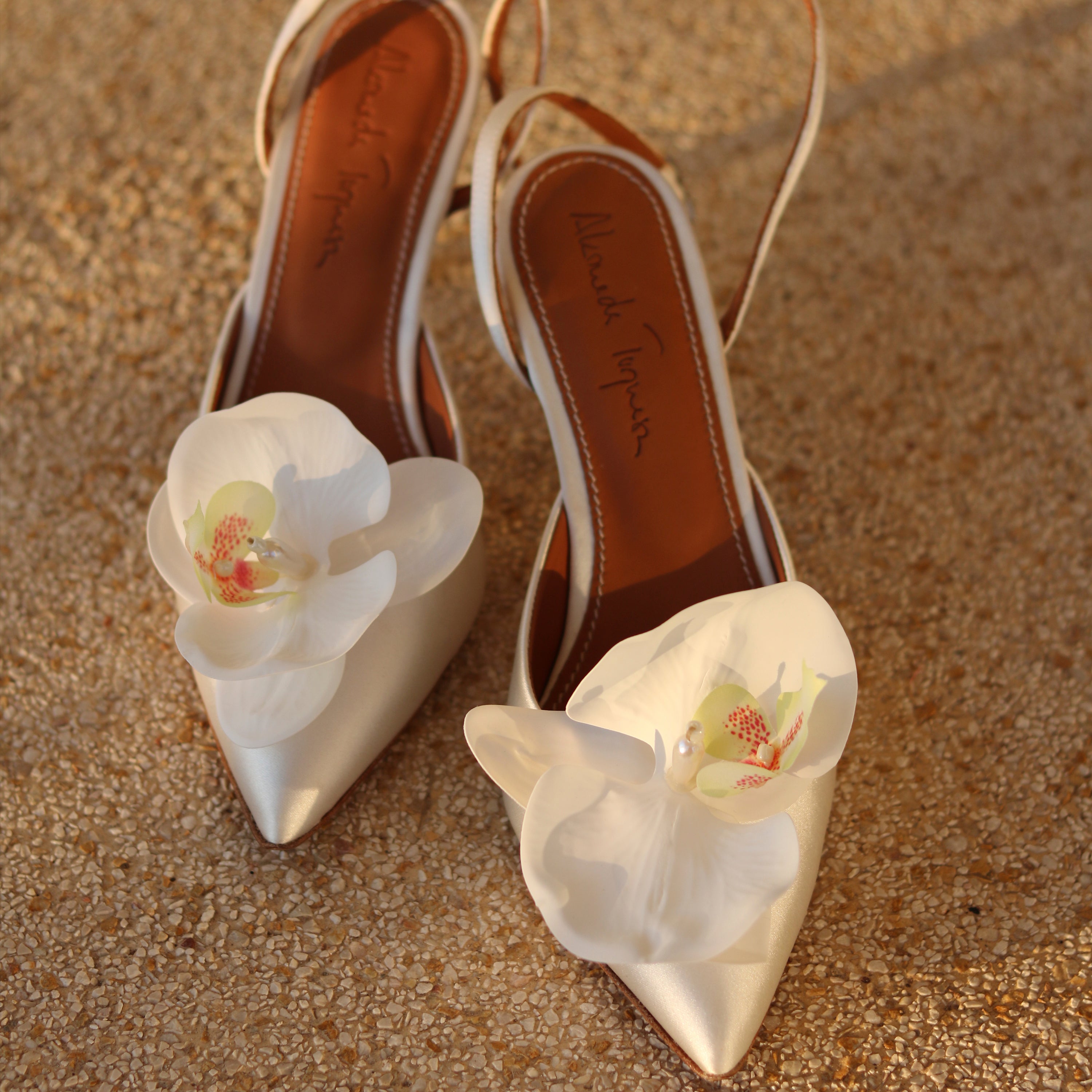 Maribel, sample sale