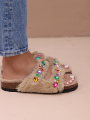 JASMIN MIMI CREAM, the shearling gem sandals