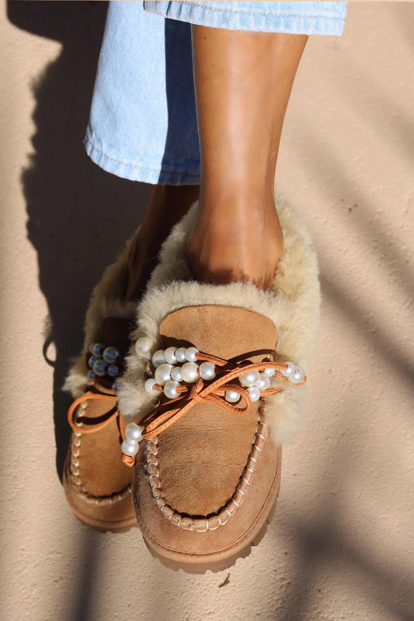 MARGOT, the shearling pearl mocassins