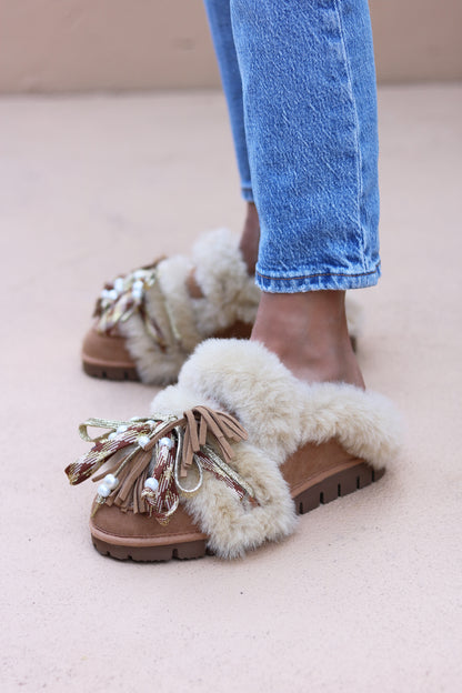 LOLA FESTIVE EDITION, shearling loafers