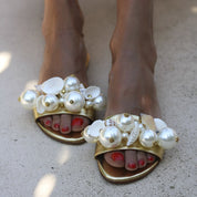 CAPRI, sample sale