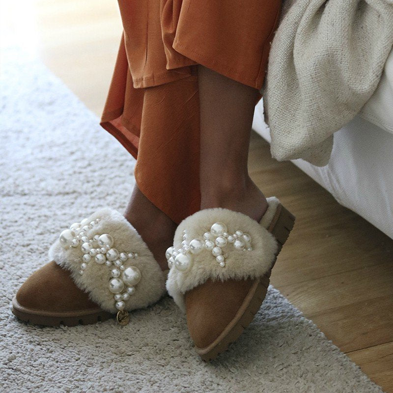 PINCTADA CLASSIC PEARLS, the shearling mules