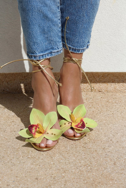 PRUDENCE GOLD, flower heels